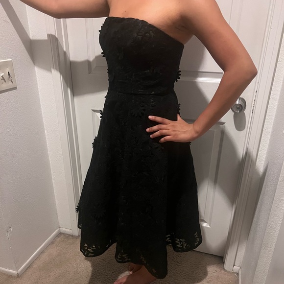 ♠️NWT Kate Spade ♠️ Black Marjory Dress♠️3D Flowers - Picture 4 of 11